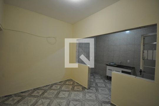 Sala de casa à venda com 5 quartos, 75m² em Jardim Julieta, São Paulo