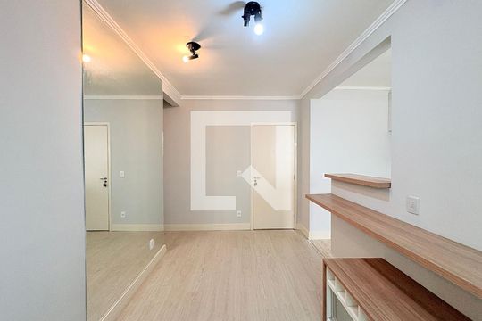 Sala de apartamento à venda com 2 quartos, 56m² em Recanto Quarto Centenario, Jundiaí
