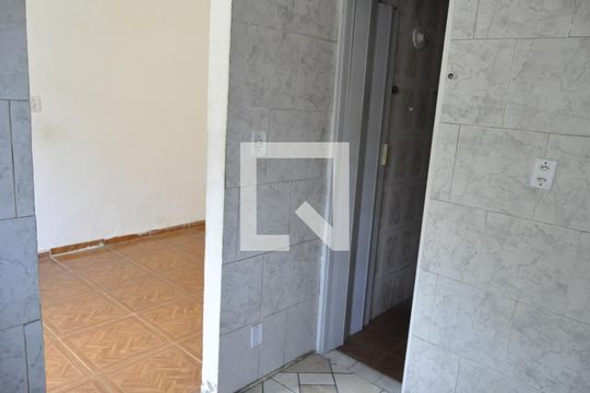 Cozinha de apartamento para alugar com 2 quartos, 80m² em Pilares, Rio de Janeiro