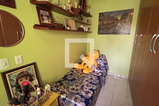 Casa 2 - Quarto de casa à venda com 4 quartos, 246m² em Vila América, Santo André