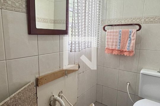 Lavabo de casa à venda com 4 quartos, 246m² em Vila América, Santo André
