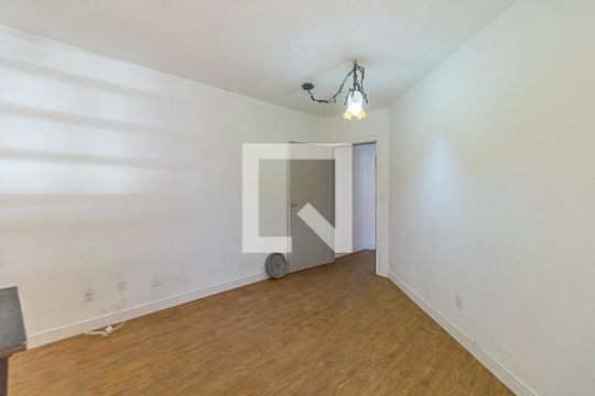 Sala de apartamento para alugar com 1 quarto, 53m² em Santa Tereza, Porto Alegre