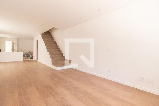 Sala de casa para alugar com 4 quartos, 145m² em Vila Mariana, São Paulo