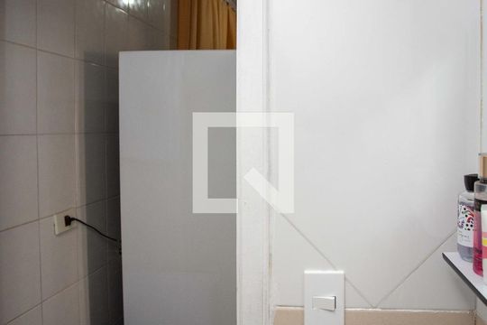 Lavabo de casa para alugar com 2 quartos, 140m² em Taboão, Diadema