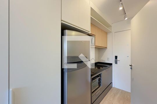 Cozinha de kitnet/studio para alugar com 1 quarto, 23m² em Vila Mariana, São Paulo