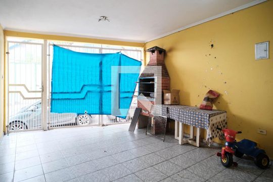 Garagem de casa à venda com 5 quartos, 200m² em Jardim Santo Antonio, São Paulo