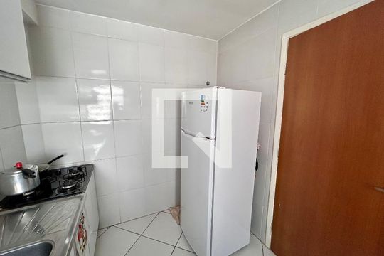 Cozinha e Área de Serviço de apartamento à venda com 2 quartos, 44m² em Jardim São Luis, Guarulhos