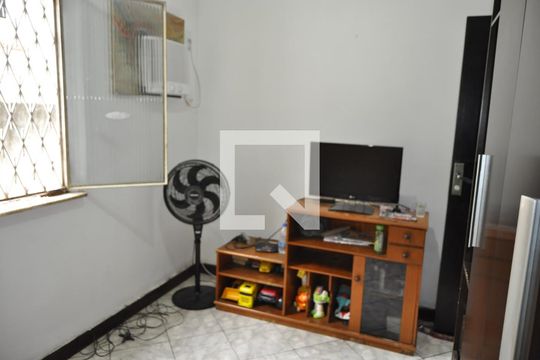 Quarto 1 de casa à venda com 3 quartos, 152m² em Sampaio, Rio de Janeiro