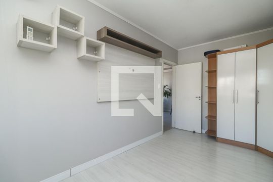 Quarto de apartamento para alugar com 2 quartos, 63m² em São João, Porto Alegre