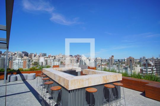 Área Comum - Espaço Happy Hour de kitnet/studio para alugar com 1 quarto, 24m² em Auxiliadora, Porto Alegre