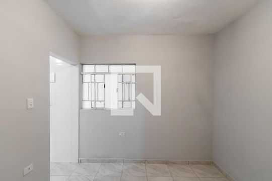 Studio de casa para alugar com 1 quarto, 40m² em Jardim Danfer, São Paulo