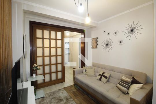 Sala 3 de casa à venda com 4 quartos, 340m² em Vila Ipiranga, Porto Alegre