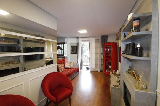 Sala 2 de casa à venda com 4 quartos, 340m² em Vila Ipiranga, Porto Alegre