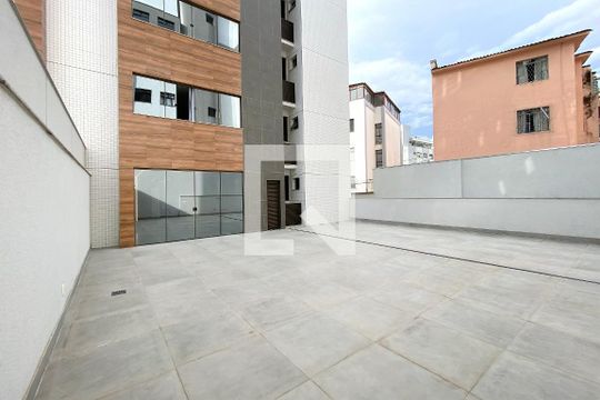 Varanda de apartamento para alugar com 4 quartos, 250m² em Calafate, Belo Horizonte