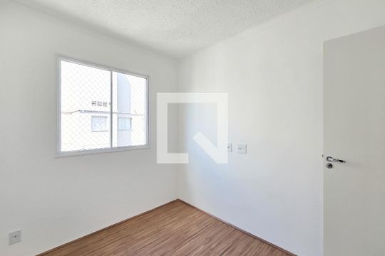 Quarto 2 de apartamento para alugar com 2 quartos, 35m² em Parque Bristol, São Bernardo do Campo