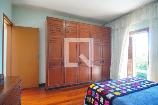Quarto 2 de casa à venda com 4 quartos, 184m² em Rincão, Novo Hamburgo