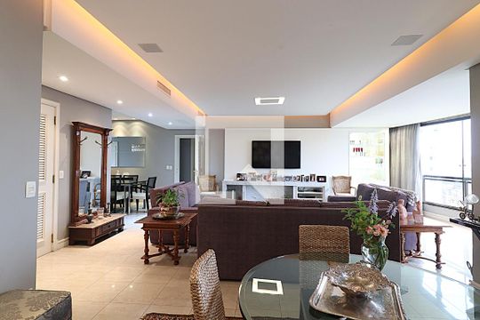 Sala de TV de apartamento à venda com 4 quartos, 200m² em Rio Branco, Porto Alegre