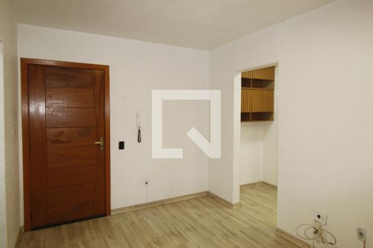 Sala de apartamento para alugar com 1 quarto, 40m² em Jardim do Salso, Porto Alegre