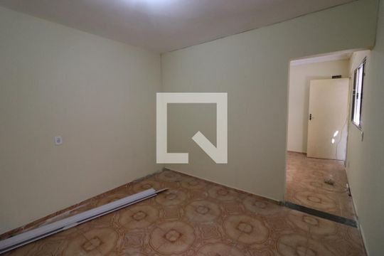 Casa 1 - Quarto de casa para alugar com 2 quartos, 70m² em Bandeiras, Osasco