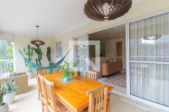 Varanda da Sala de apartamento à venda com 3 quartos, 132m² em Jardim Avelino, São Paulo