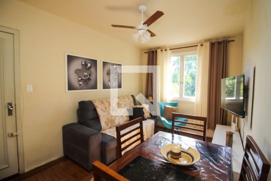 Sala de apartamento à venda com 2 quartos, 61m² em Partenon, Porto Alegre