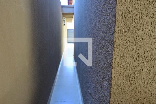 Corredor de casa para alugar com 3 quartos, 221m² em Jardim América, Goiânia