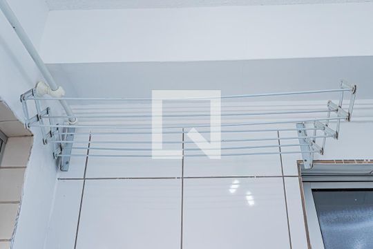 Área de Serviço de apartamento à venda com 3 quartos, 64m² em Parque Maria Domitila, São Paulo