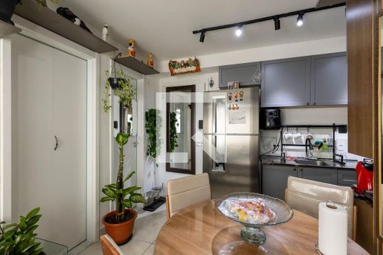 Sala de apartamento à venda com 2 quartos, 33m² em República, São Paulo