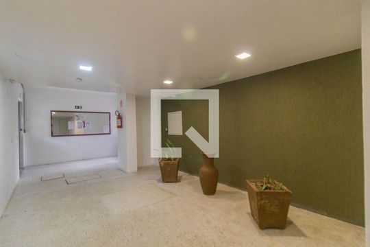 Hall social de apartamento à venda com 1 quarto, 48m² em Tristeza, Porto Alegre