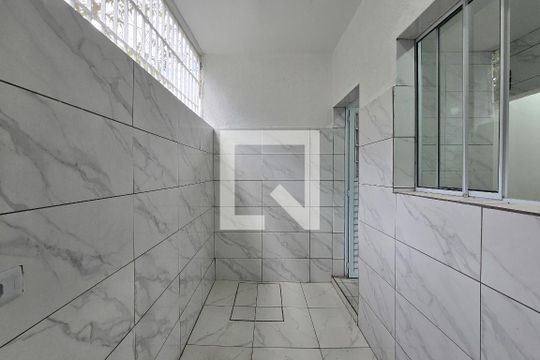 Área de Serviço de casa para alugar com 2 quartos, 100m² em Jardim Cantareira, São Bernardo do Campo