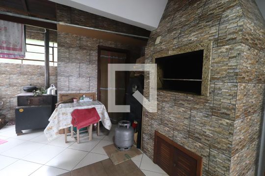 Cozinha de casa à venda com 5 quartos, 231m² em Vila Nova, Novo Hamburgo