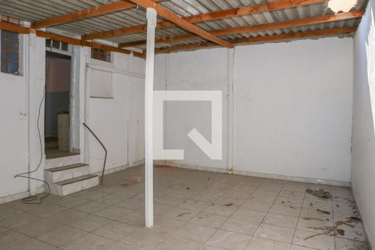 Área de Serviço e Quintal de casa à venda com 2 quartos, 98m² em Bom Retiro, São Paulo