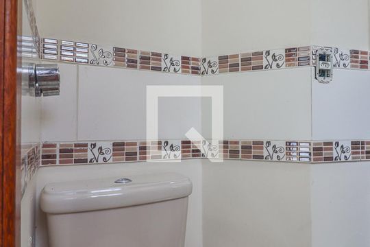 Lavabo de apartamento para alugar com 3 quartos, 161m² em Independência, Porto Alegre