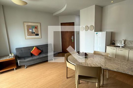 Apartamento para alugar com 1 quarto, 60m² em Funcionários, Belo Horizonte
