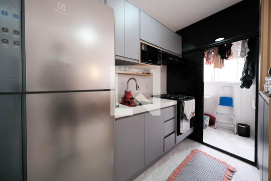 Sala/Cozinha de apartamento à venda com 2 quartos, 41m² em Vila Penteado, São Paulo