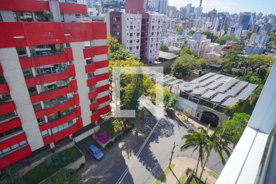 Vista de apartamento à venda com 2 quartos, 70m² em Santana, Porto Alegre