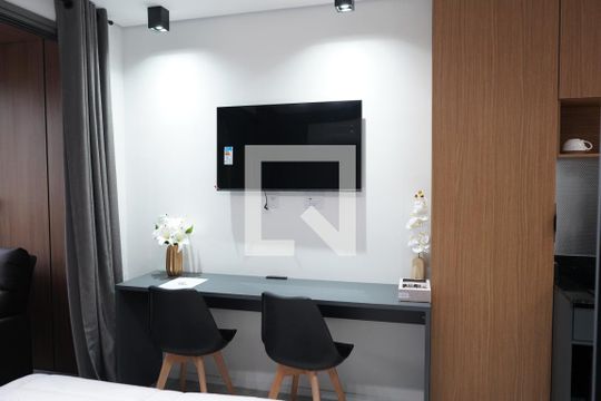 Studio de kitnet/studio à venda com 1 quarto, 25m² em Vila Regente Feijó, São Paulo
