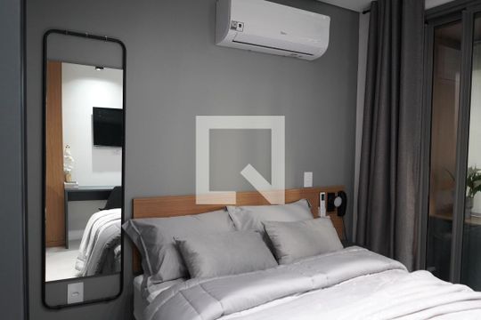 Studio de kitnet/studio à venda com 1 quarto, 25m² em Vila Regente Feijó, São Paulo