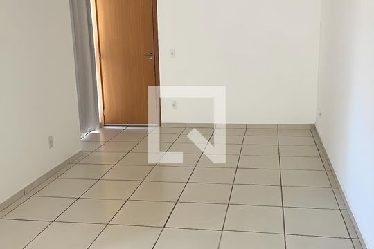 Sala de casa para alugar com 1 quarto, 320m² em Guilhermina, Praia Grande