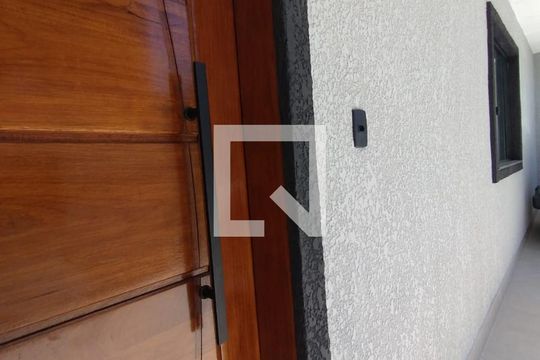 Entrada de casa à venda com 2 quartos, 91m² em Parque das Nações, Santo André
