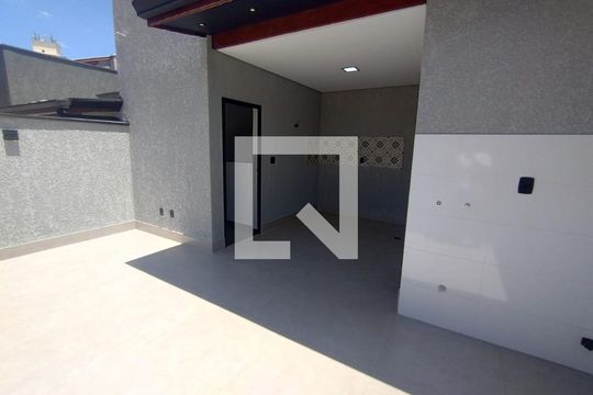 Área Externa de casa à venda com 2 quartos, 80m² em Parque das Nações, Santo André