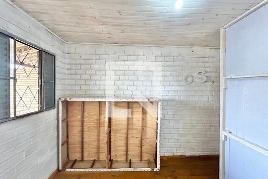 Quarto 2 de casa para alugar com 2 quartos, 70m² em Santos Dumont, São Leopoldo