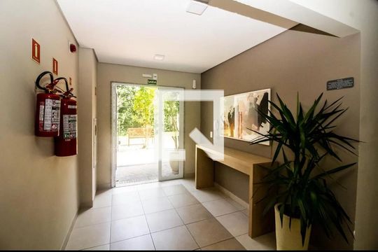 Hall de apartamento à venda com 2 quartos, 32m² em Jardim Celeste, São Paulo