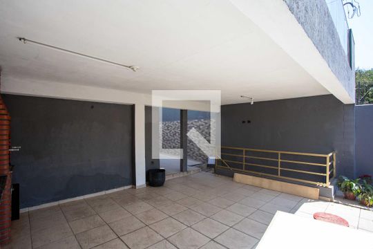 Espaço Gourmet de casa à venda com 4 quartos, 186m² em Piraporinha, Diadema