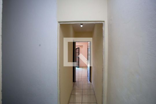 Corredor de casa à venda com 4 quartos, 186m² em Piraporinha, Diadema