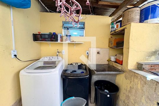 Área de Serviço de casa à venda com 2 quartos, 118m² em Jardim Tarumã, Jundiaí