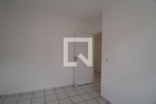 Quarto 1 de apartamento para alugar com 2 quartos, 47m² em Mansour, Uberlândia