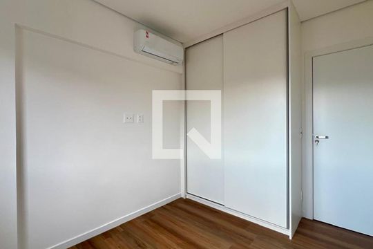 Quarto 1 de apartamento à venda com 3 quartos, 147m² em Santo Antônio, Belo Horizonte