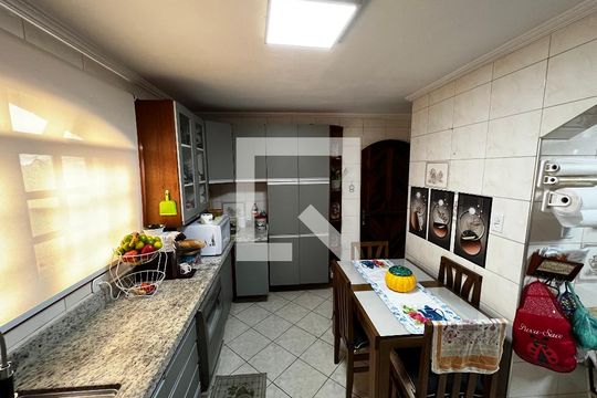 Cozinha de casa à venda com 3 quartos, 150m² em Agua Fria, São Paulo