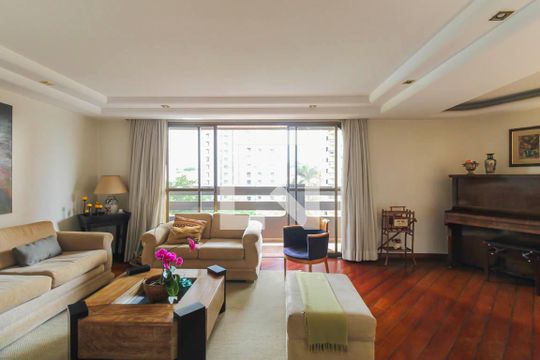 Sala de apartamento para alugar com 4 quartos, 257m² em Jardim Avelino, São Paulo